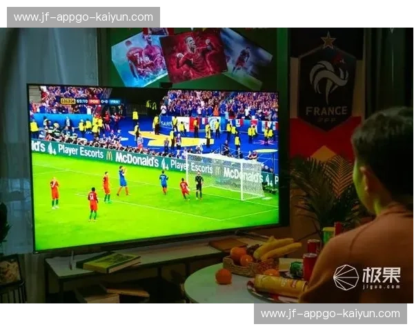 电视看球:把客厅变成现场的另一端